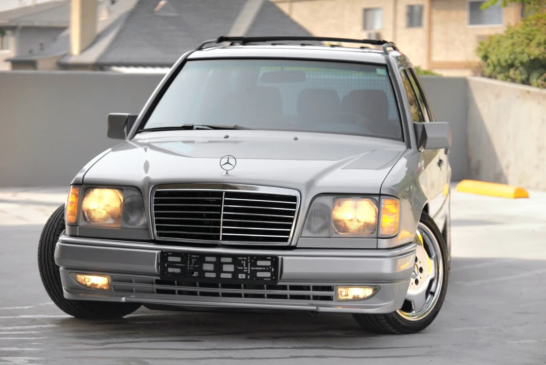 1995 Mercedes-Benz W124 E-Class - Image 6 of 31
