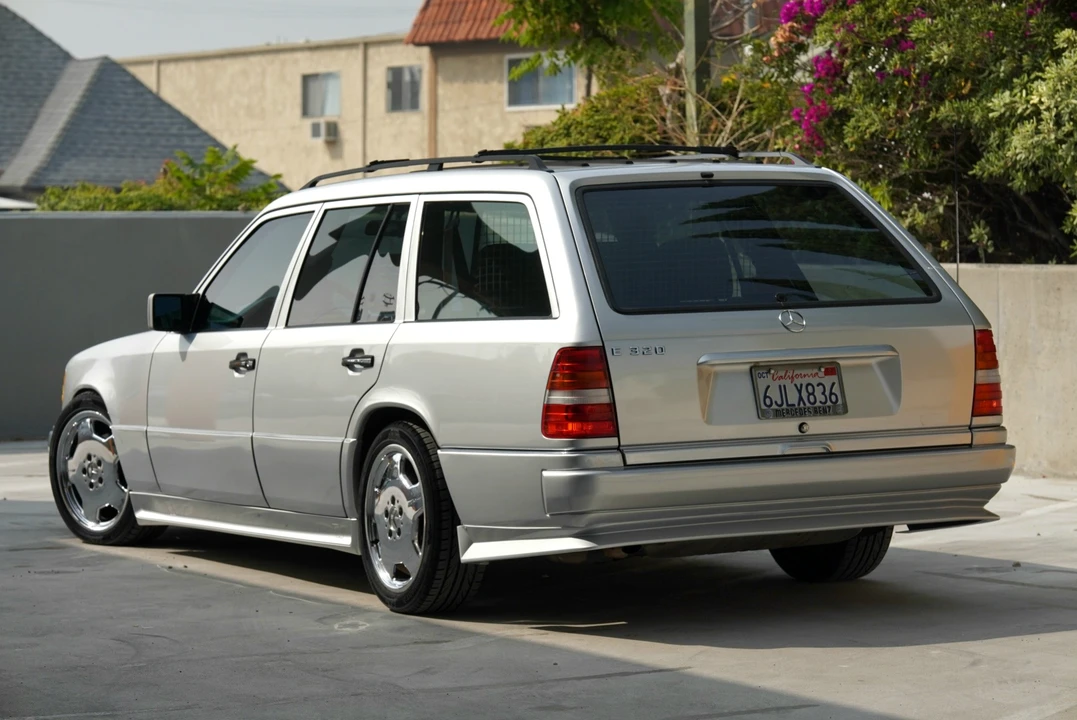 1995 Mercedes-Benz W124 E-Class - Image 25 of 31