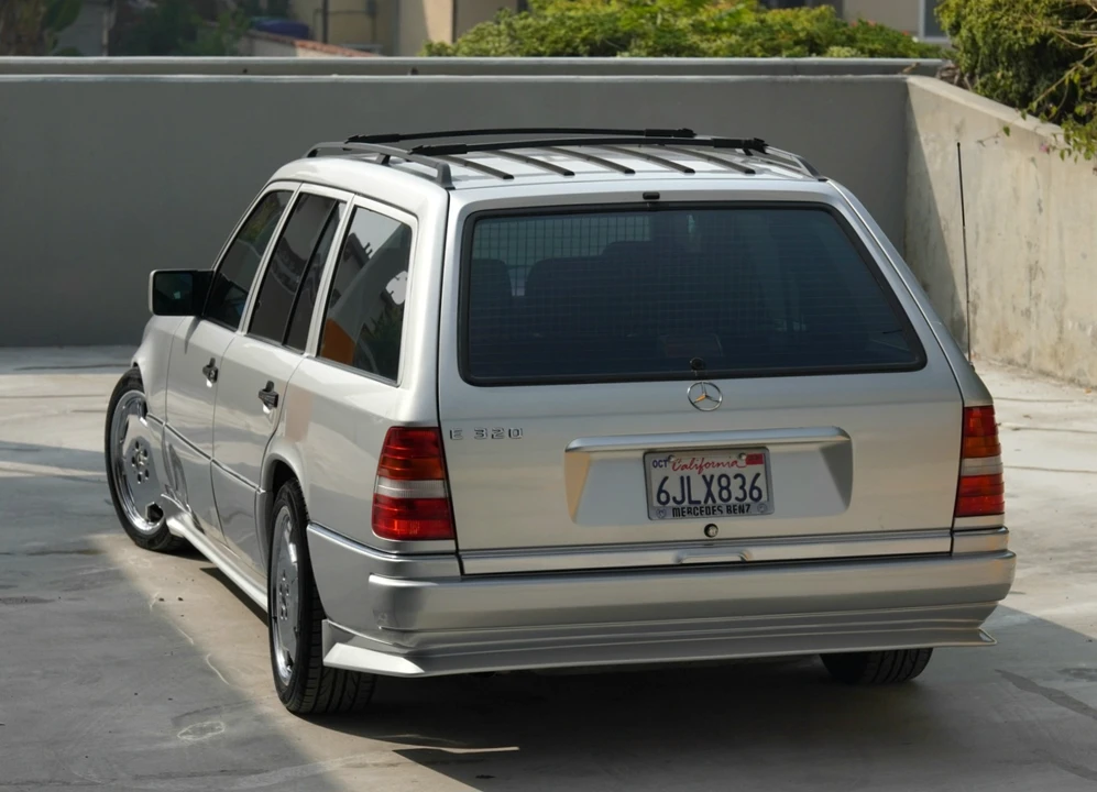1995 Mercedes-Benz W124 E-Class - Image 22 of 31