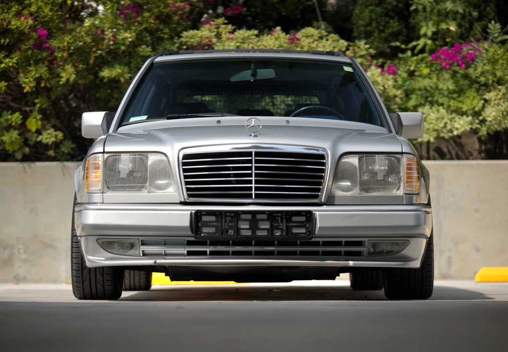 1995 Mercedes-Benz W124 E-Class - Image 10 of 31