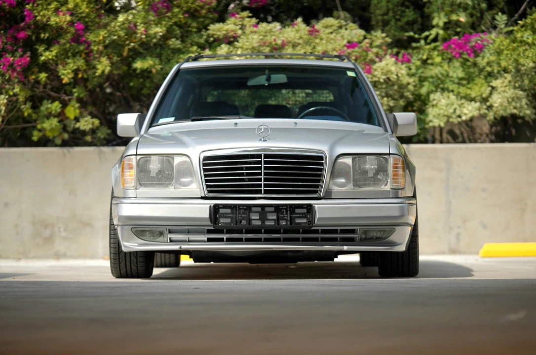 1995 Mercedes-Benz W124 E-Class - Image 8 of 31