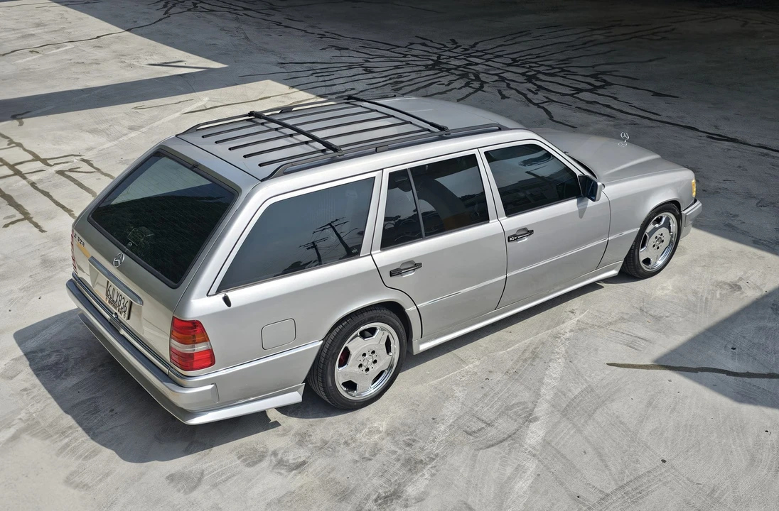 1995 Mercedes-Benz W124 E-Class - Image 18 of 31
