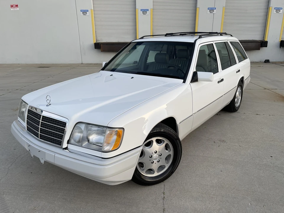 1995 Mercedes-Benz W124 E-Class - Image 8 of 31