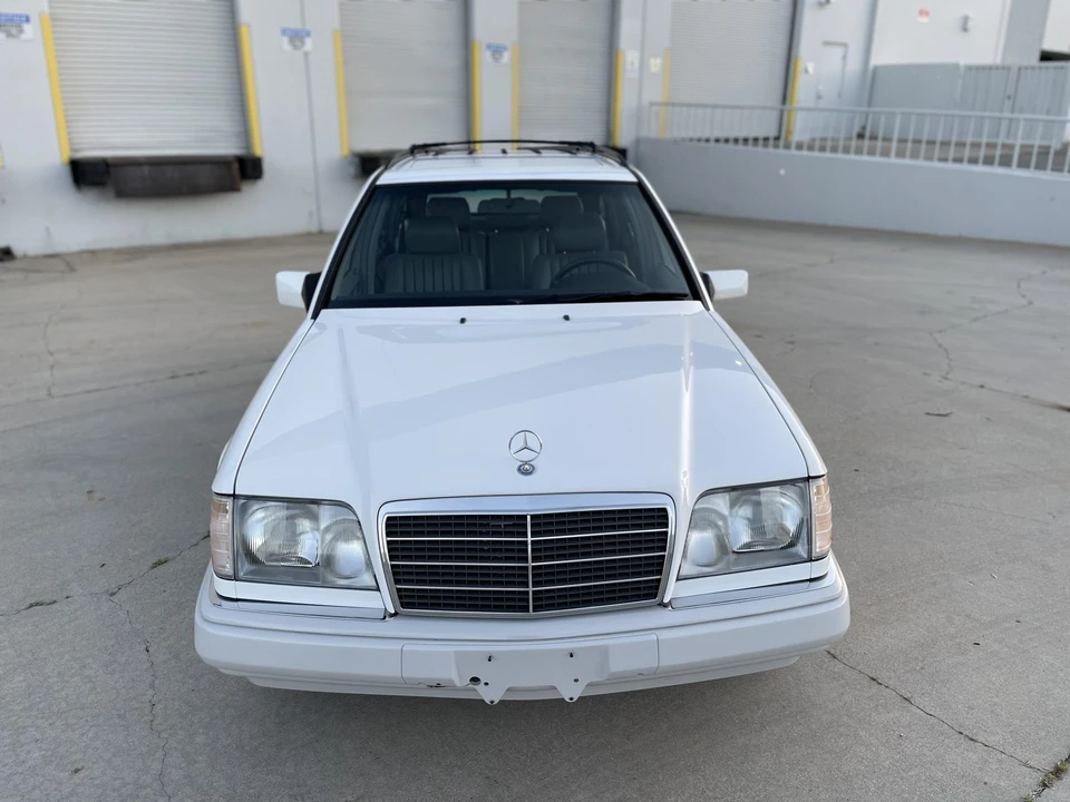 1995 Mercedes-Benz W124 E-Class - Image 27 of 31