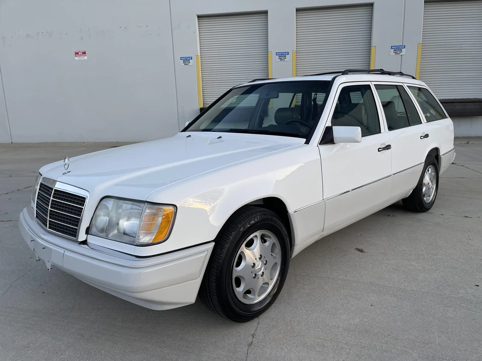 1995 Mercedes-Benz W124 E-Class - Image 6 of 31