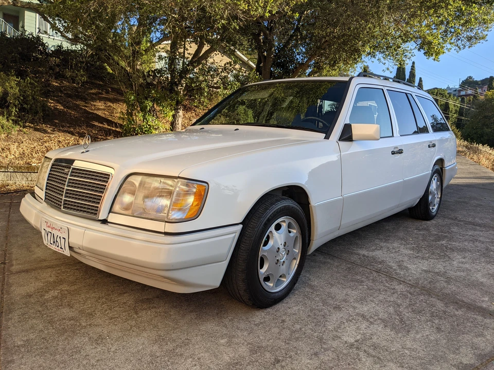1995 Mercedes-Benz W124 E-Class - Image 6 of 31