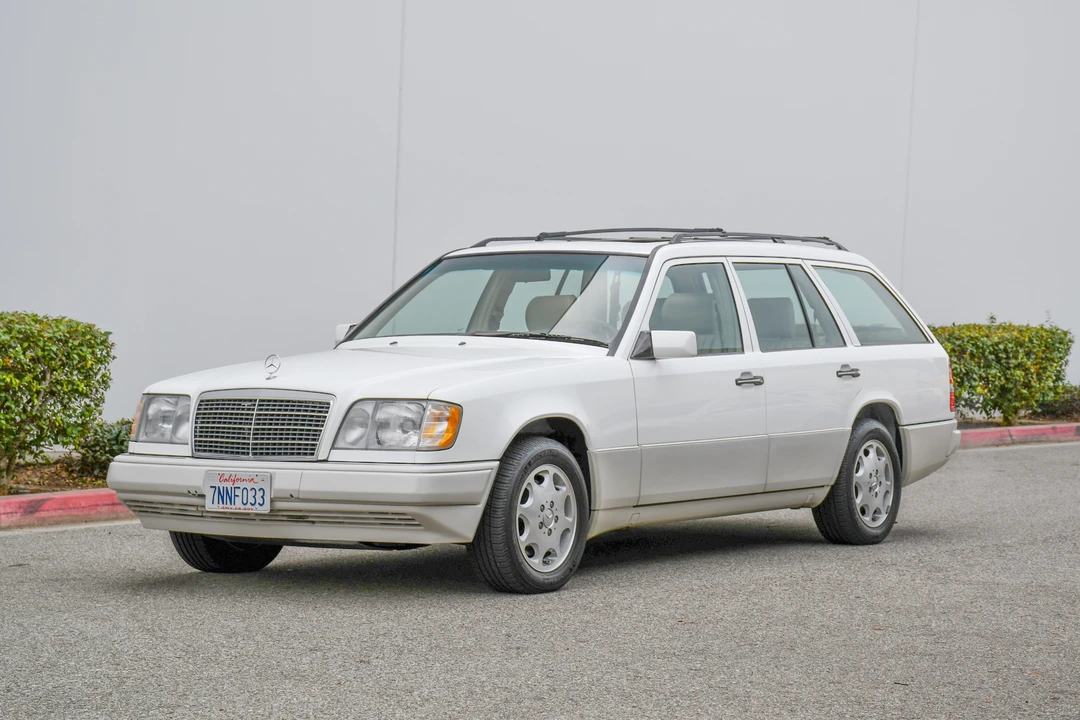 1995 Mercedes-Benz W124 E-Class - Image 6 of 31