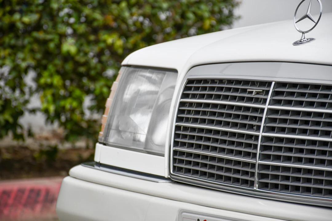 1995 Mercedes-Benz W124 E-Class - Image 30 of 31
