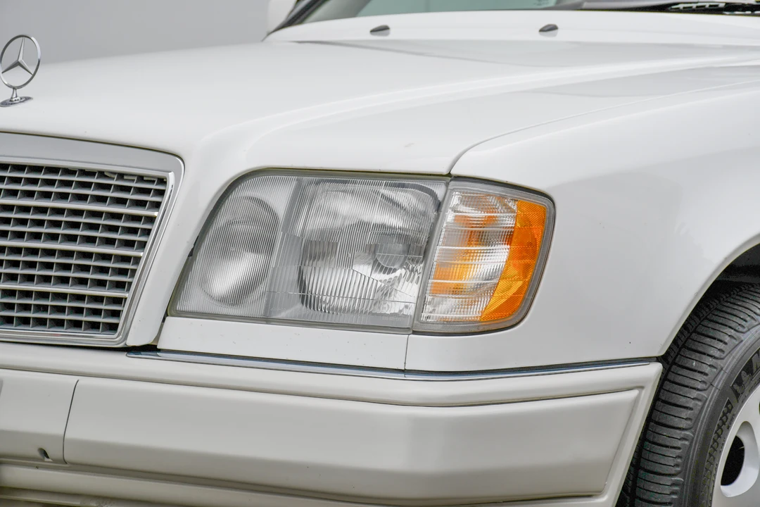 1995 Mercedes-Benz W124 E-Class - Image 28 of 31