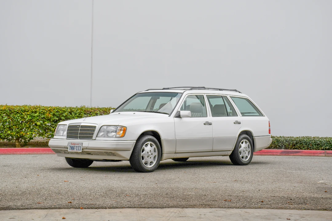 1995 Mercedes-Benz W124 E-Class - Image 5 of 31