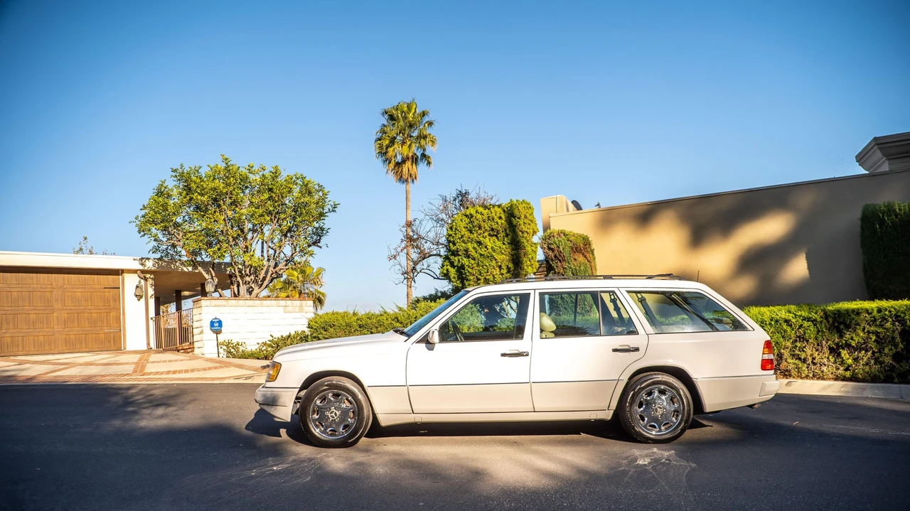 1995 Mercedes-Benz W124 E-Class - Image 27 of 31