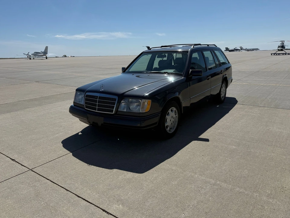 1995 Mercedes-Benz W124 E-Class - Image 7 of 31