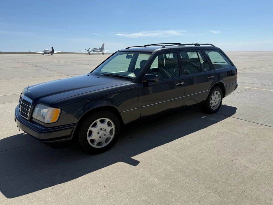 1995 Mercedes-Benz W124 E-Class - Image 5 of 31