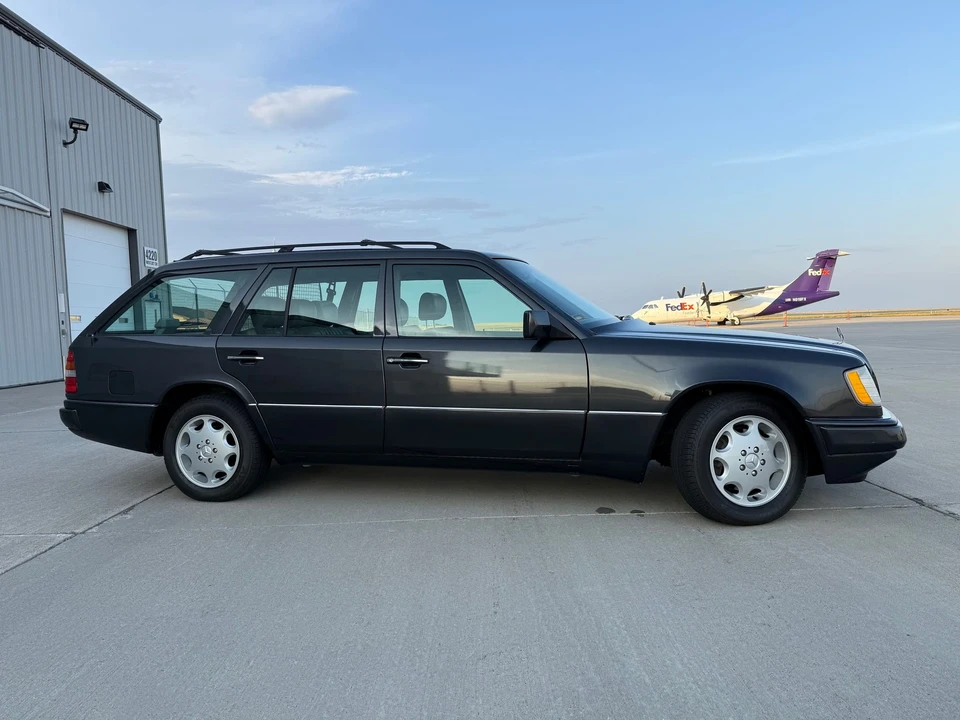 1995 Mercedes-Benz W124 E-Class - Image 22 of 31