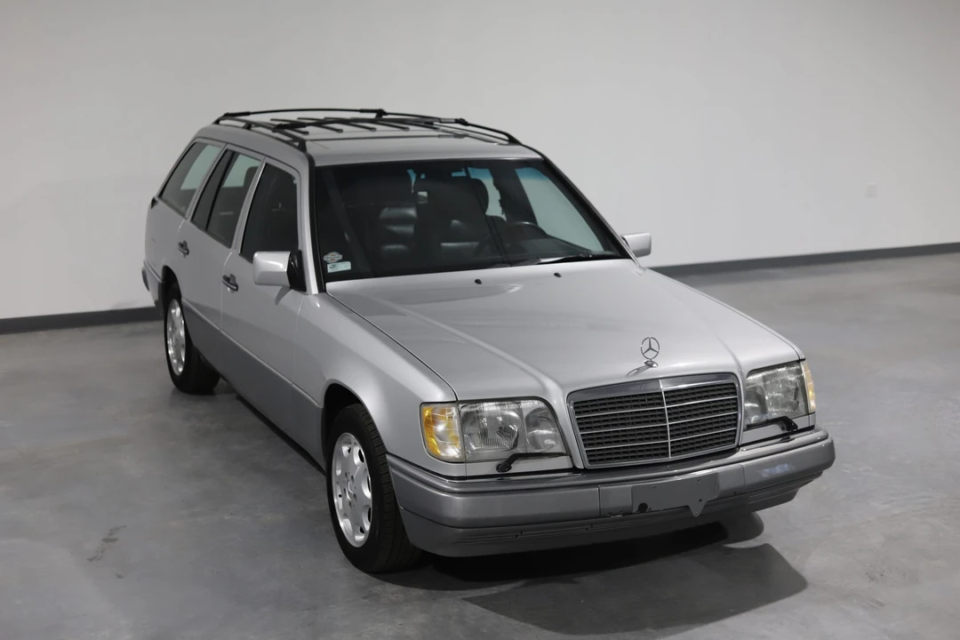 1995 Mercedes-Benz W124 E-Class - Image 15 of 31