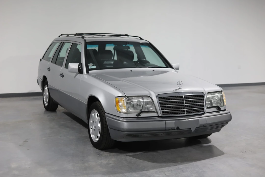 1995 Mercedes-Benz W124 E-Class - Image 16 of 31