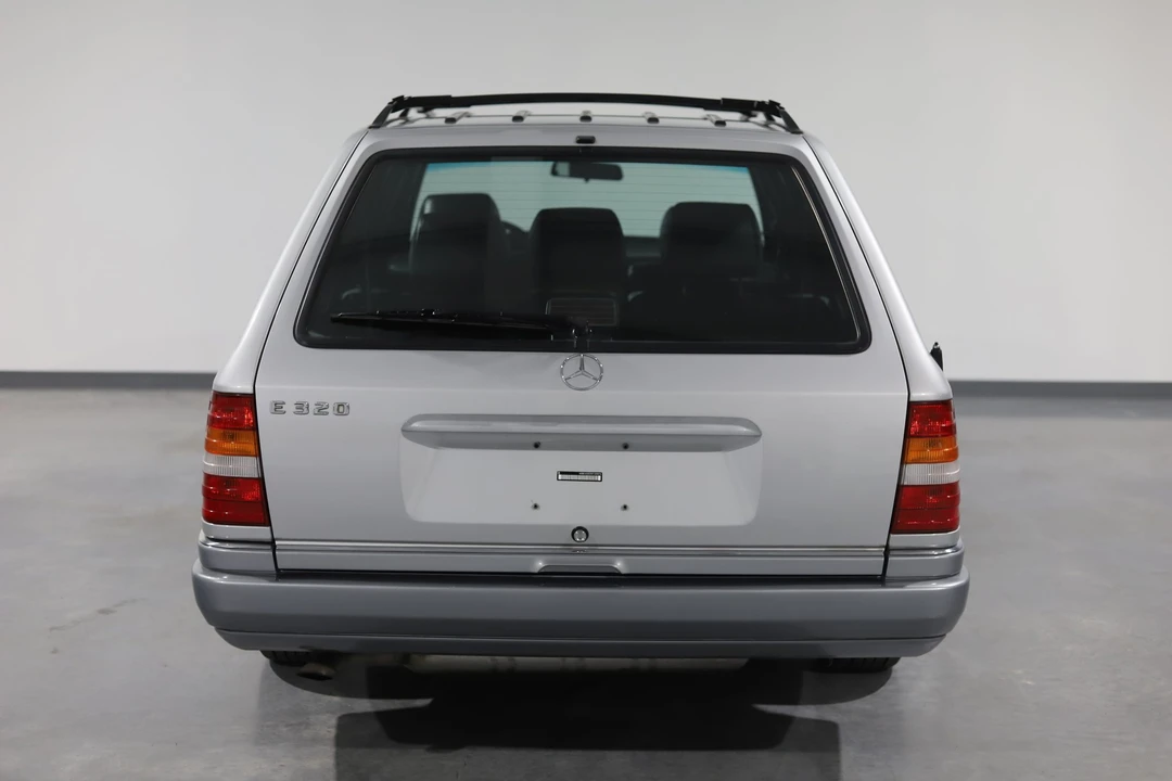 1995 Mercedes-Benz W124 E-Class - Image 31 of 31
