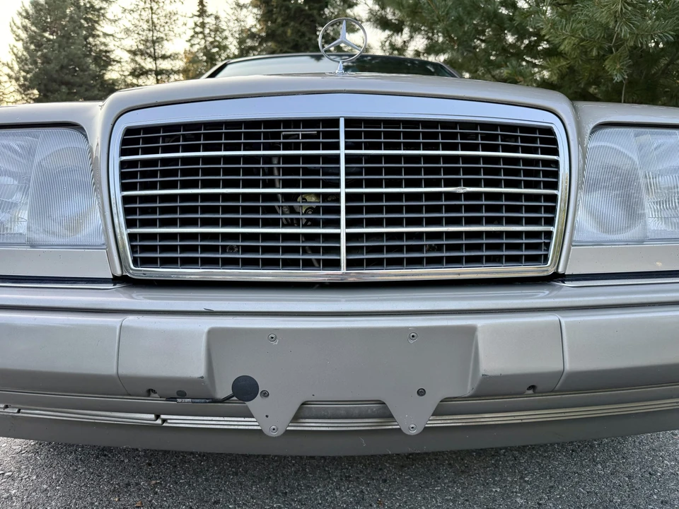 1995 Mercedes-Benz W124 E-Class - Image 16 of 31