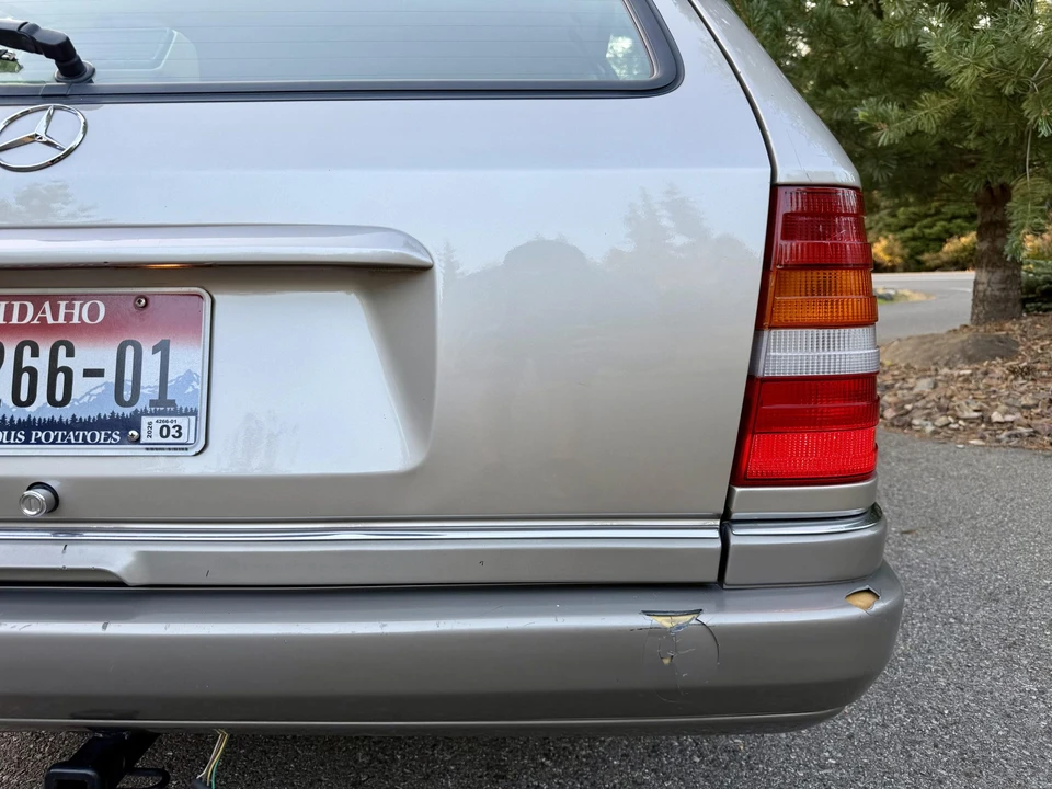 1995 Mercedes-Benz W124 E-Class - Image 24 of 31