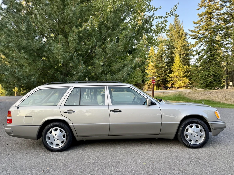 1995 Mercedes-Benz W124 E-Class - Image 7 of 31
