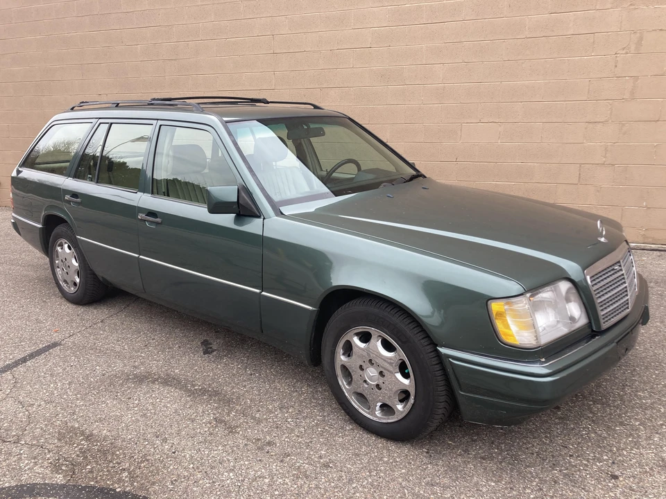 1995 Mercedes-Benz W124 E-Class - Image 15 of 31
