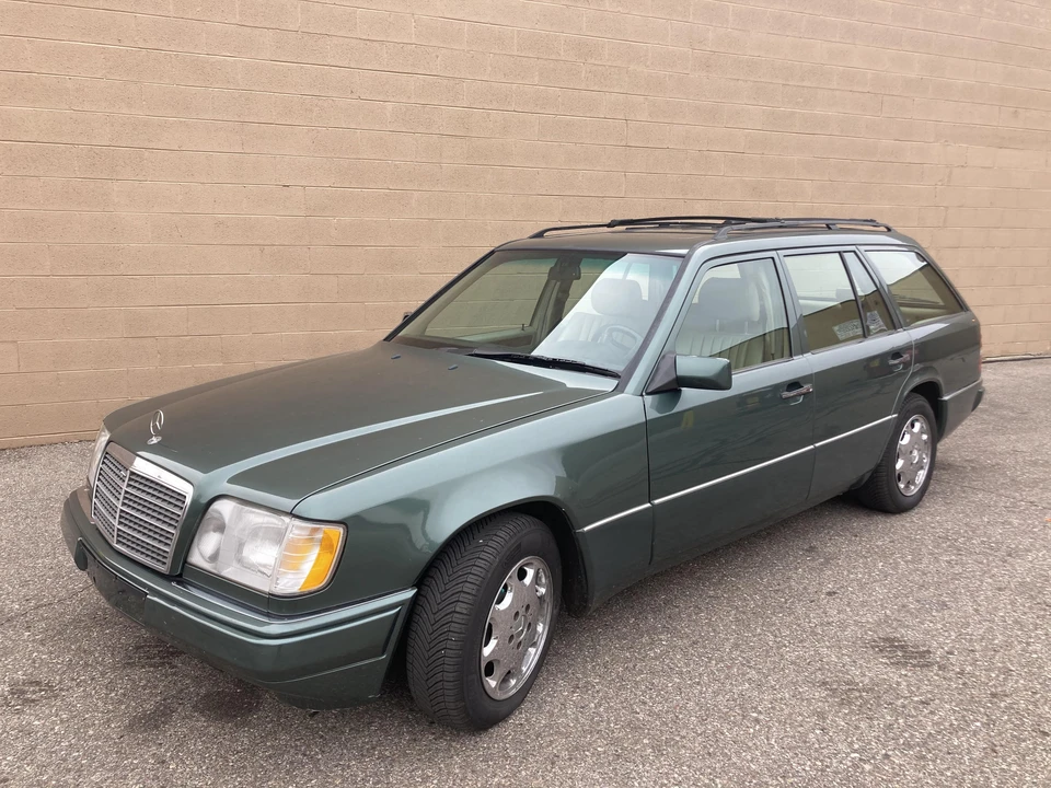 1995 Mercedes-Benz W124 E-Class - Image 9 of 31