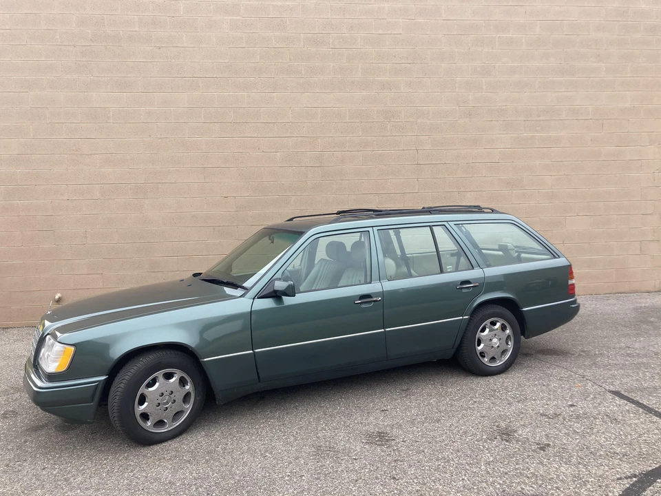 1995 Mercedes-Benz W124 E-Class - Image 11 of 31