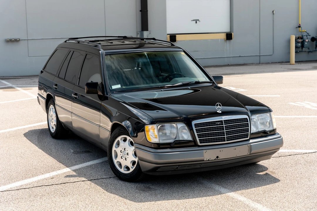 1995 Mercedes-Benz W124 E-Class - Image 17 of 31