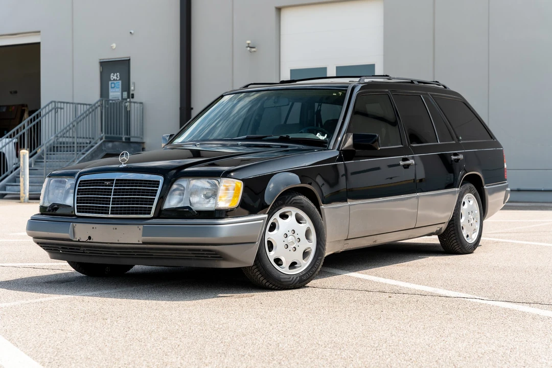 1995 Mercedes-Benz W124 E-Class - Image 3 of 31