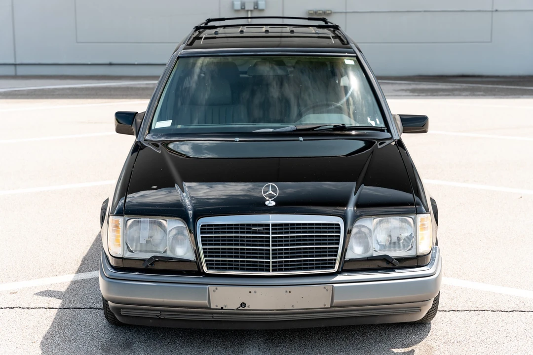 1995 Mercedes-Benz W124 E-Class - Image 20 of 31