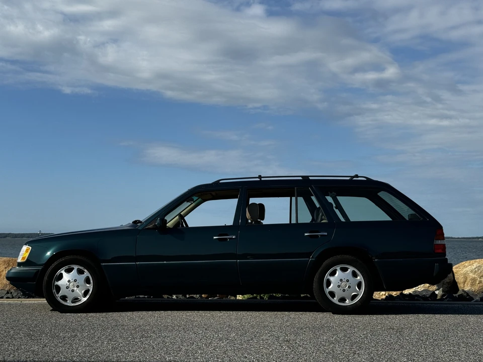 1995 Mercedes-Benz W124 E-Class - Image 16 of 31