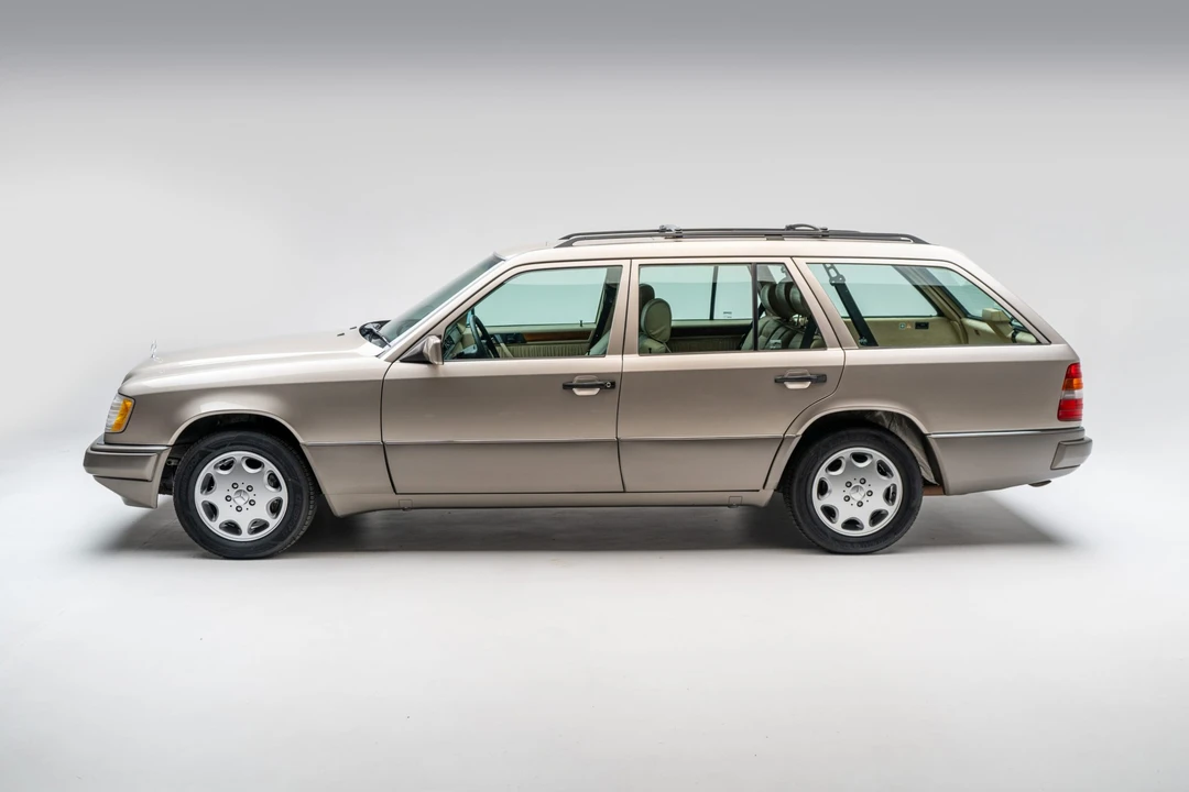 1995 Mercedes-Benz W124 E-Class - Image 13 of 31