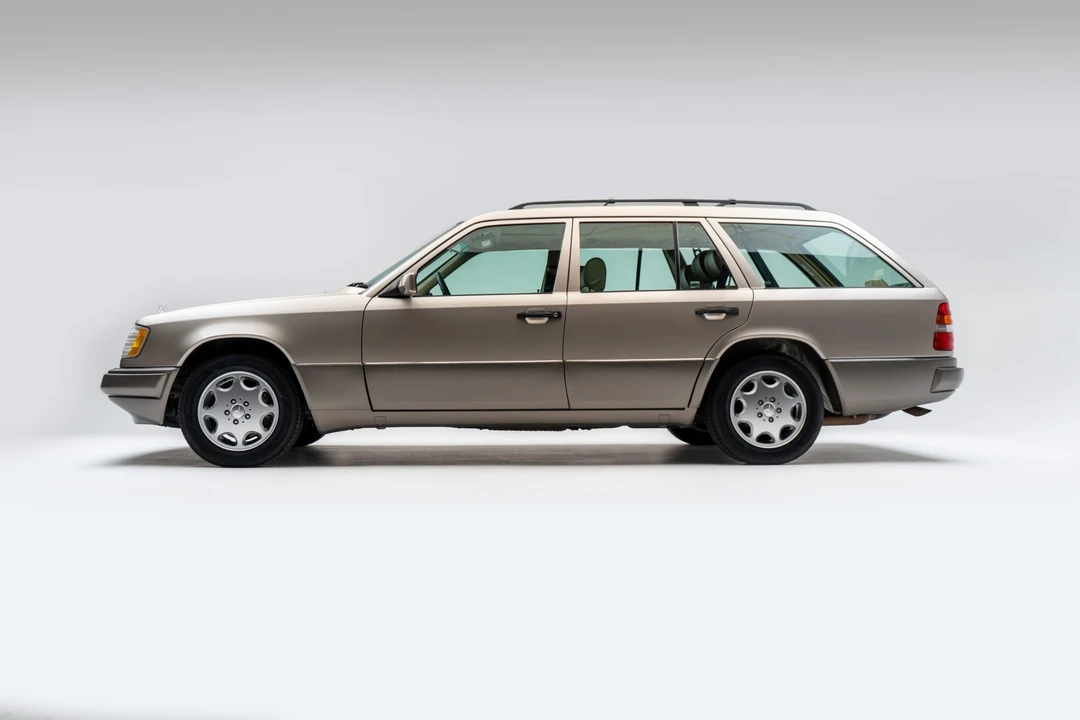 1995 Mercedes-Benz W124 E-Class - Image 14 of 31