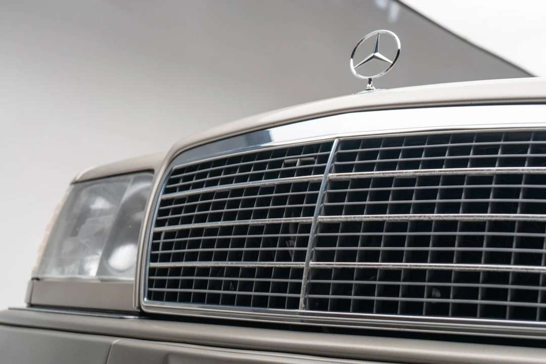 1995 Mercedes-Benz W124 E-Class - Image 28 of 31