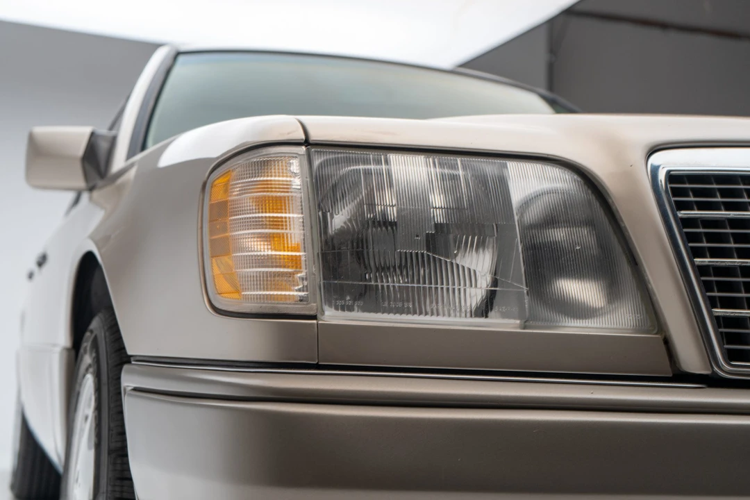 1995 Mercedes-Benz W124 E-Class - Image 24 of 31
