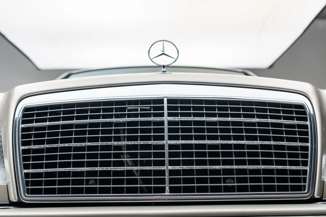 1995 Mercedes-Benz W124 E-Class - Image 26 of 31
