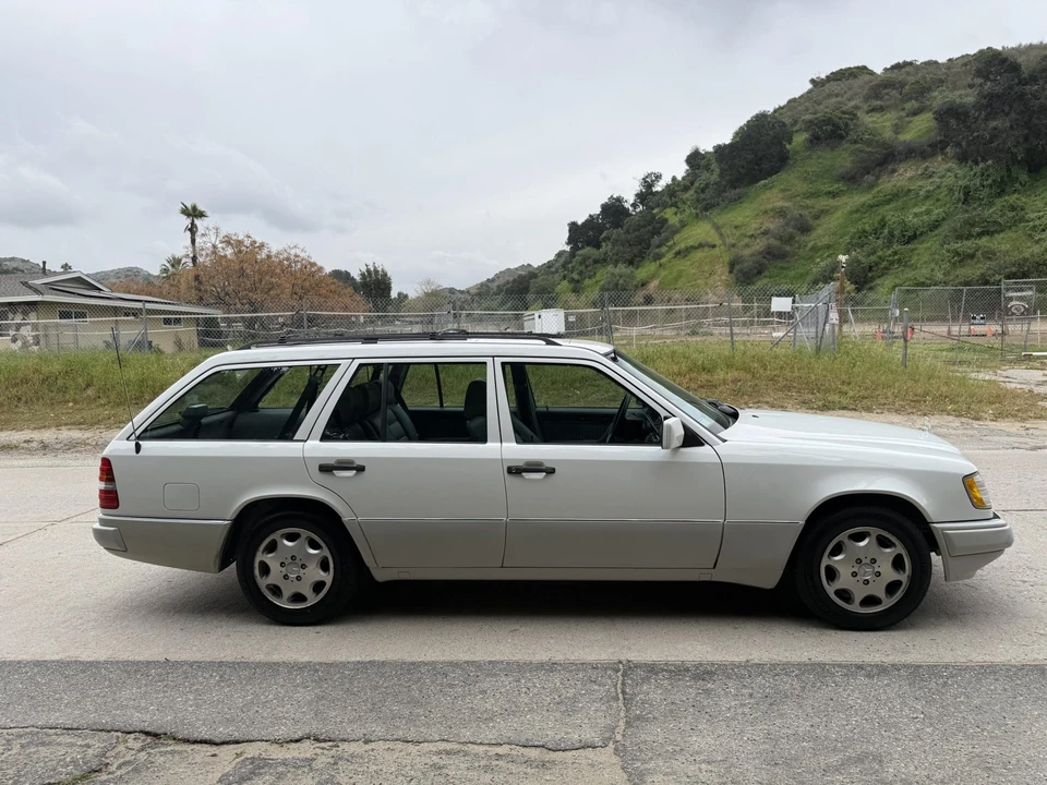1995 Mercedes-Benz W124 E-Class - Image 15 of 31