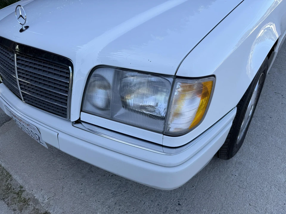 1995 Mercedes-Benz W124 E-Class - Image 25 of 31
