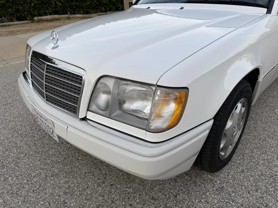 1995 Mercedes-Benz W124 E-Class - Image 24 of 31