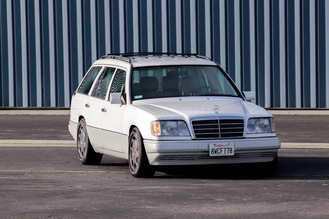 1995 Mercedes-Benz W124 E-Class - Image 27 of 31