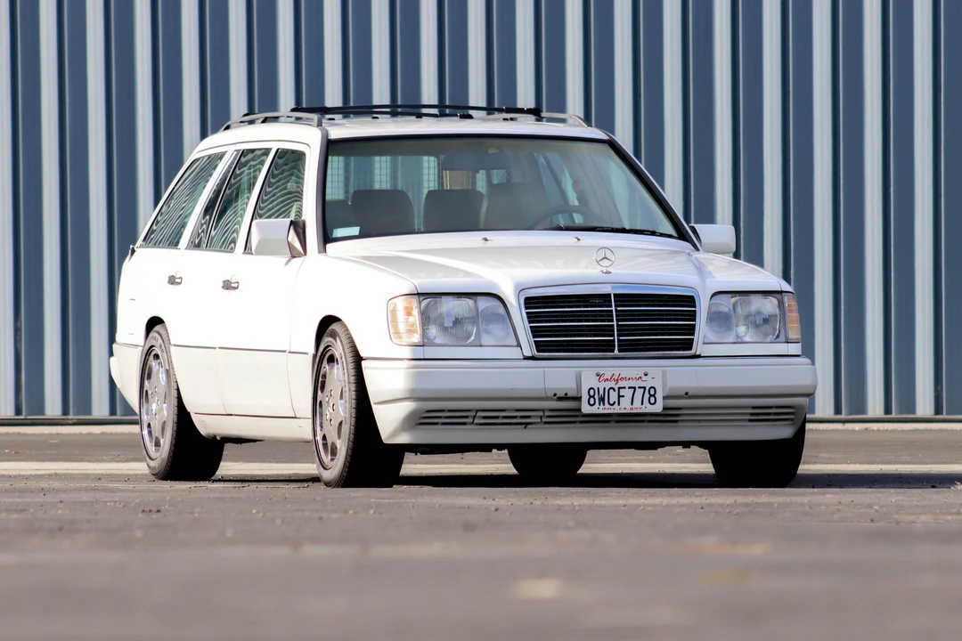 1995 Mercedes-Benz W124 E-Class - Image 26 of 31