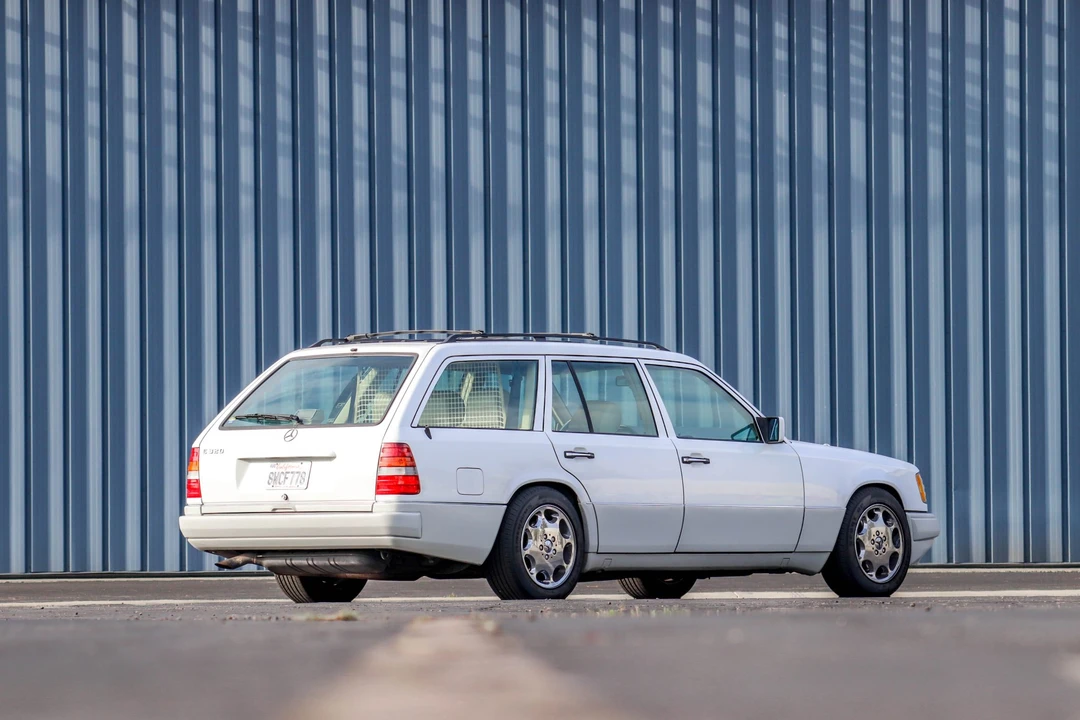 1995 Mercedes-Benz W124 E-Class - Image 19 of 31