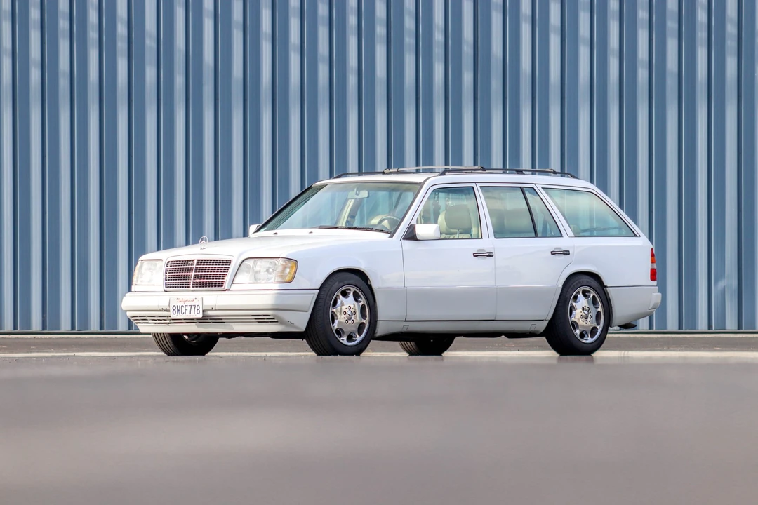 1995 Mercedes-Benz W124 E-Class - Image 8 of 31