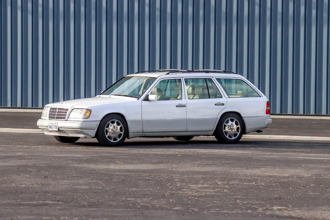 1995 Mercedes-Benz W124 E-Class - Image 7 of 31