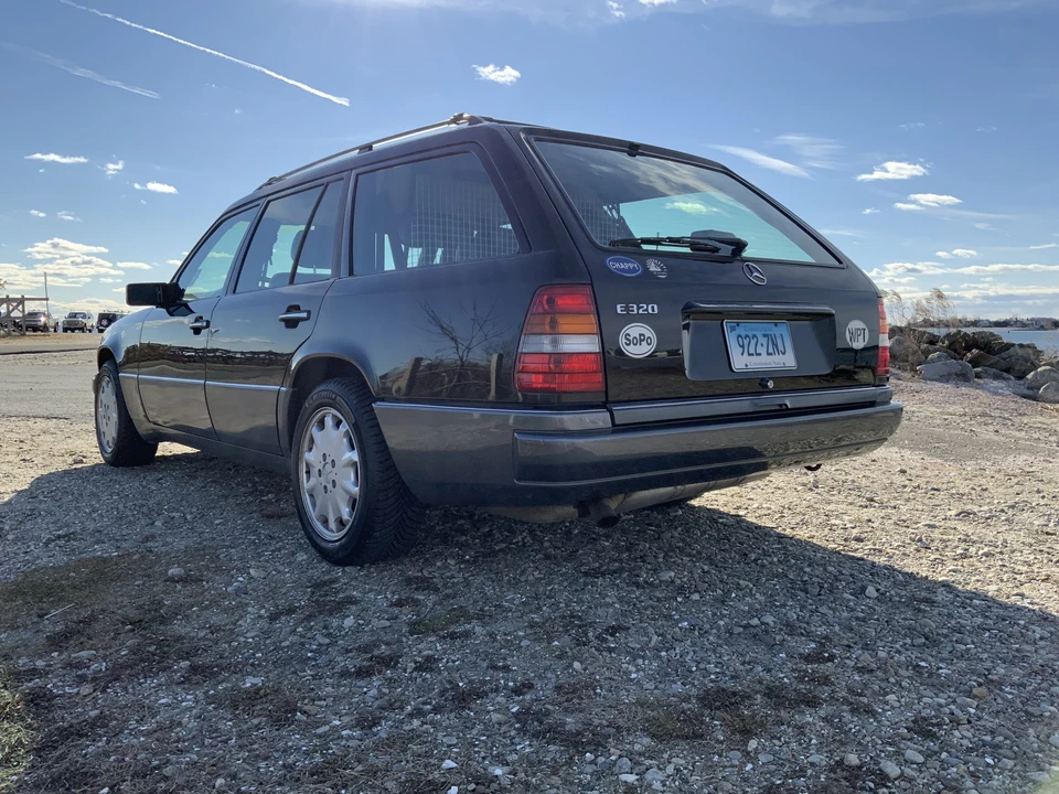 1995 Mercedes-Benz W124 E-Class - Image 16 of 31