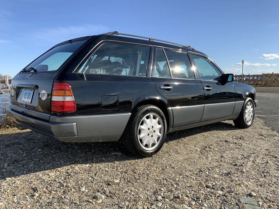 1995 Mercedes-Benz W124 E-Class - Image 10 of 31