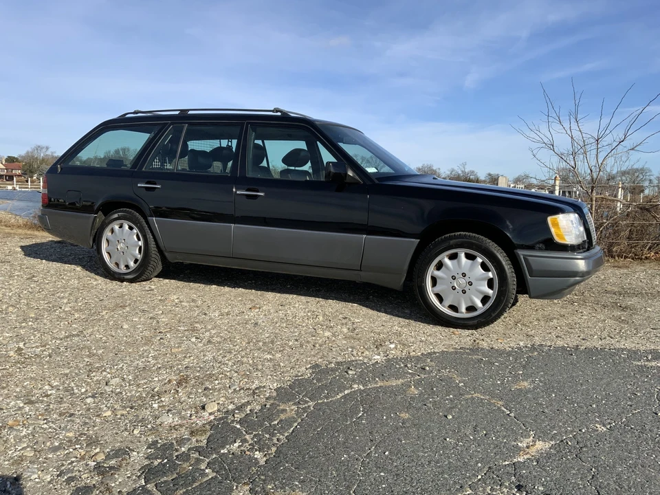 1995 Mercedes-Benz W124 E-Class - Image 7 of 31