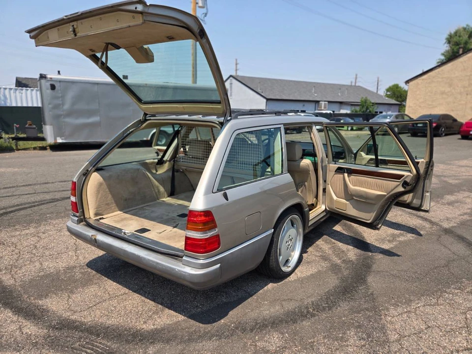 1995 Mercedes-Benz W124 E-Class - Image 19 of 21