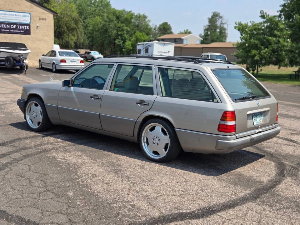 1995 Mercedes-Benz W124 E-Class - Image 4 of 21