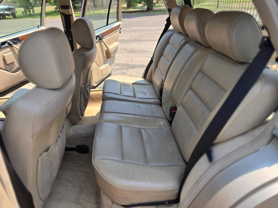 1995 Mercedes-Benz W124 E-Class - Image 13 of 21